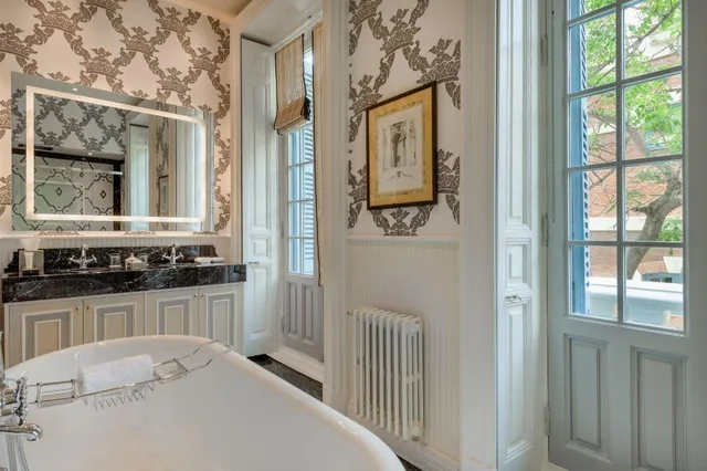جناح رئاسي بسرير كينج بإطلالة على الحديقة بشرفة، Santo Mauro, a Luxury Collection Hotel, Madrid 5/5
