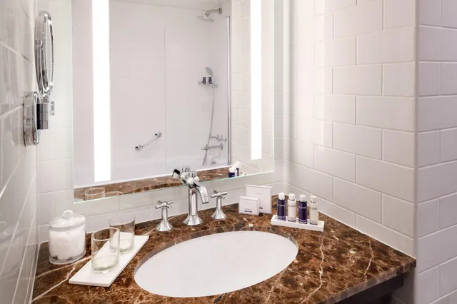 Deluxe, Multiple Beds، Columbus Hotel Monte-Carlo, Curio Collection by Hilton 4/4