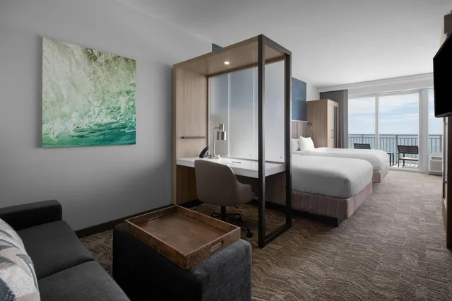 Suite, Multiple Beds، SpringHill Suites by Marriott Myrtle Beach Oceanfront 3/5