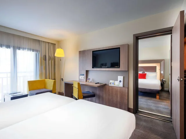 جناح جونيور بسرير كوين، Novotel Istanbul Bosphorus Hotel 2/6