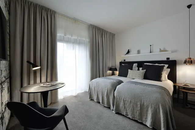 Classic, Queen Bed, Street View، Balthazar Hotel & Spa Rennes - MGallery Collection 4/10