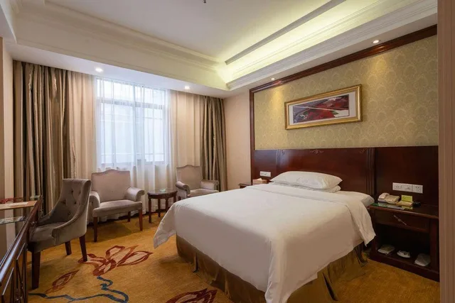 غرفة قياسية بسرير مزدوج، Vienna Hotel (Guangzhou Panyu Nancun) 1/1