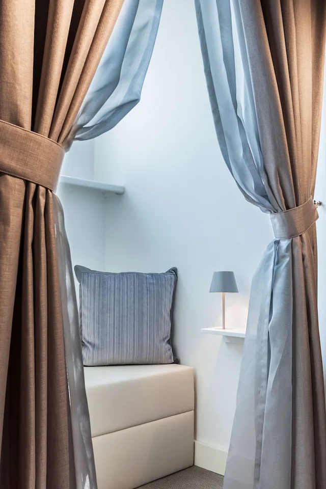 جناح بسرير كينج مع أريكة، Radisson Blu Beke 2/7
