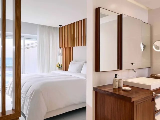 Yali, Luxury, Villa, King Bed, Sea Front, 2 Sofa, Private Pool، Grecotel LUXME White 5/5