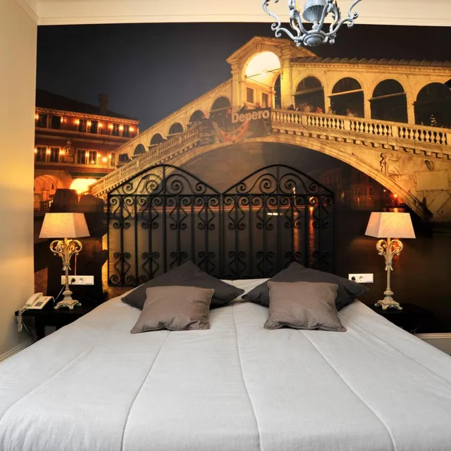 Theme, Superior, Twin Beds، Golden Tulip West Ende 5/10