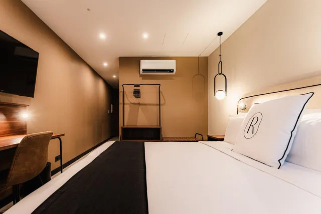 Premium, Lounge Access, Royale Sainte Helene Boutique Hotel 7/10