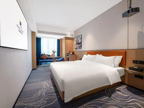 غرفة بزنس بسرير كوين، REZEN SELECT Hotel Guangzhou Baiyun Airport 1/2