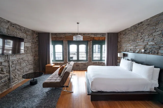 Room, King Bed, Xl، Le Petit Hotel 3/5