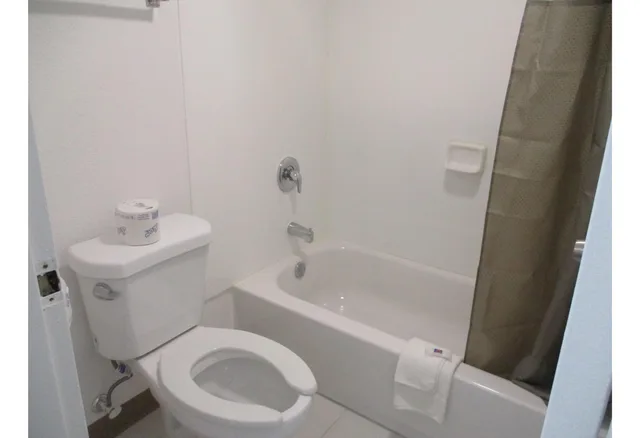 غرفة بسرير كوين، Motel6 Chattanooga, TN - Airport 4/5