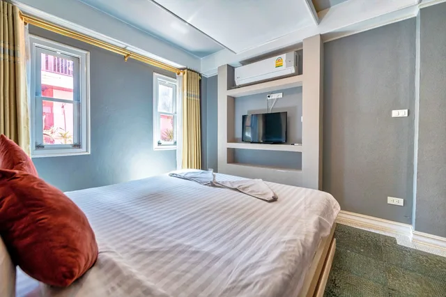 1 Bedroom, Exclusive, Suite, King Bed, Sofa, The Train Resort And Spa 5/9