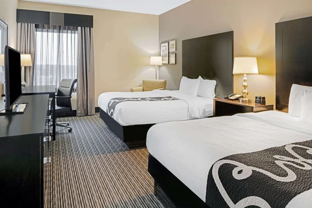 غرفة بسريرين كوين، La Quinta Inn & Suites by Wyndham Rockport - Fulton 3/7