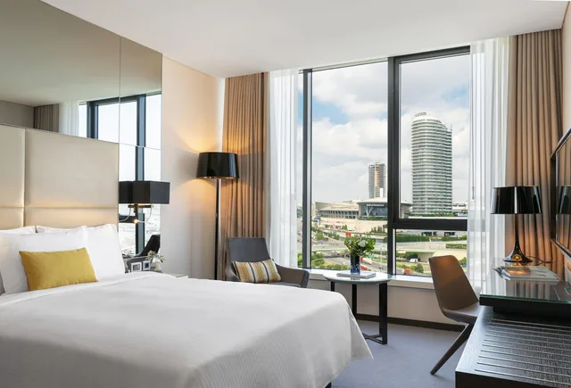 غرفة قياسية بسرير كينج، Centro Westside Rotana 1/3
