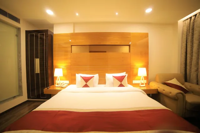 غرفة ديلوكس بسرير كينج، Hotel La New Delhi 2/8