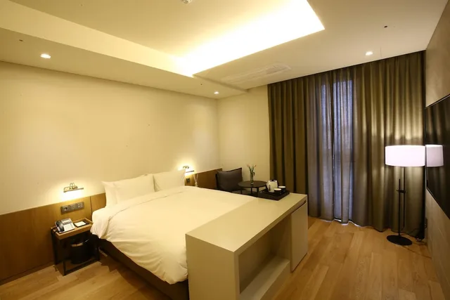 غرفة قياسية بسرير مزدوج، Hotel East9 2/5
