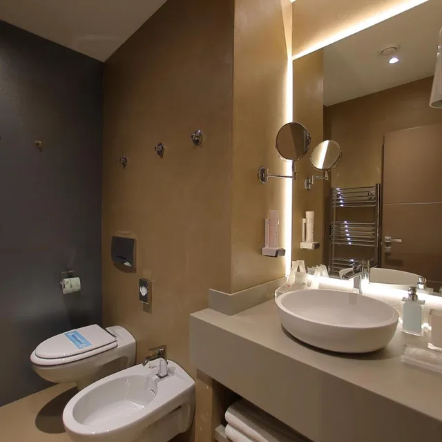 غرفة ثلاثية بإطلالة على البحيرة، BellArrivo Hotel 8/10