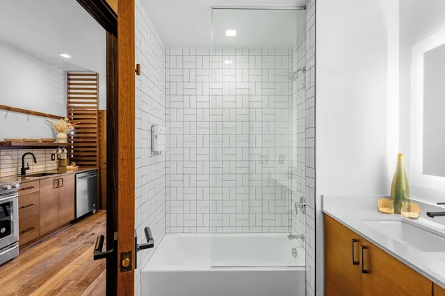 1 Bedroom, Superior, Suite, King Bed, Murphy Bed, Mountain View, Accessible، Juniper Preserve 4/5