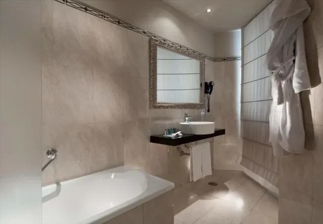 غرفة كومفورت بسرير مزدوج أو سريرين منفصلين، C-Hotels Ambasciatori 4/4