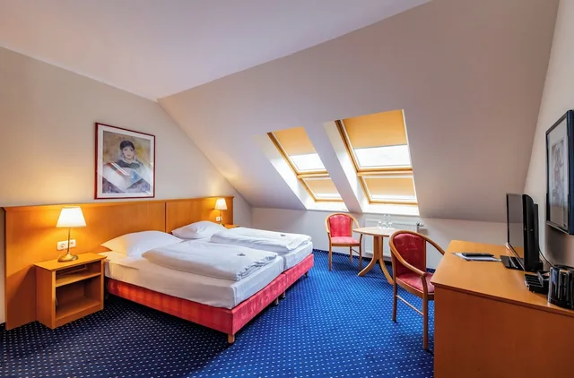 غرفة كومفورت رباعية بسريرين كوين، Hotel Glockenhof Eisenach 2/7
