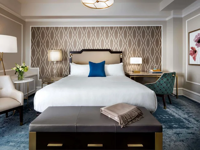 غرفة بسرير كينج، Fairmont Empress Hotel 4/4