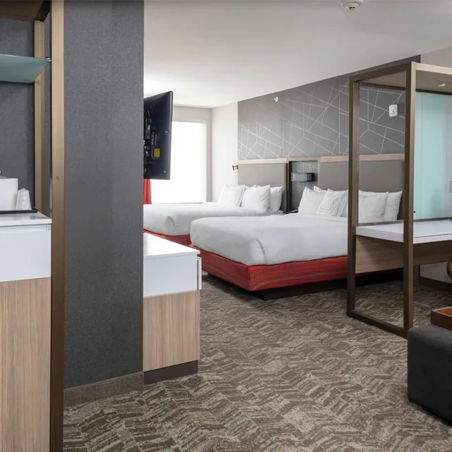 جناح بسريرين كوين مع سرير سحّاب إضافي مع أريكة لذوي الإعاقة، Springhill Suites By Marriott Great Falls 1/6