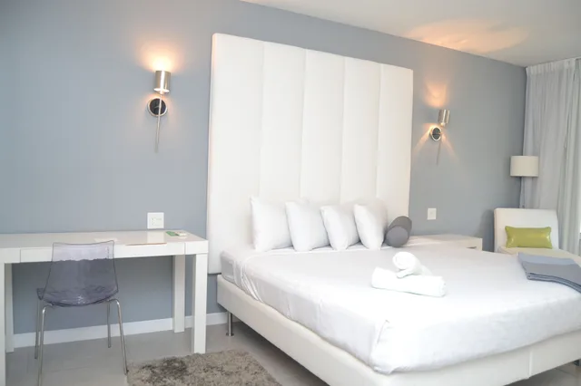 استوديو بسرير كينج، Royal Palms Resort And Spa A North Beach Village Resort Hotel 4/8