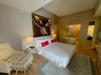 جناح بسرير كوين، The Melio Enim Hotel 1/1