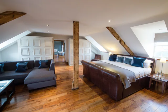 Signature, Suite, Double Bed, Hotel Du Vin & Bistro Harrogate 1/2