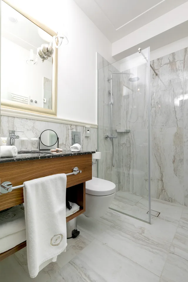 جناح سوبيريور، Le Premier Boutique Hotel 3/3