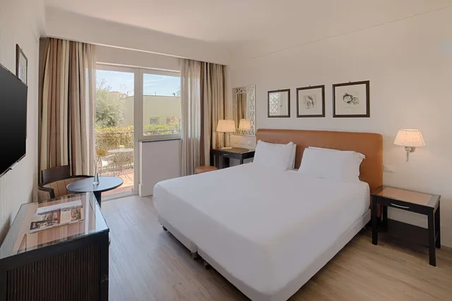 Adjoining, Family, 2 Double Beds، Nh Parco Degli Aragonesi Hotel 4/7