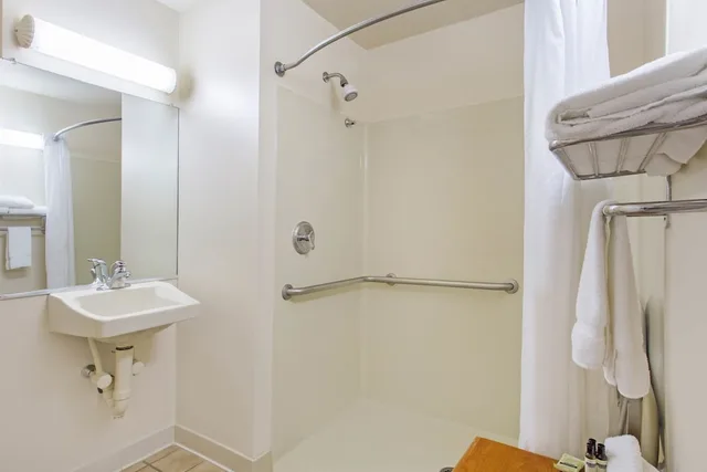 جناح استوديو بسرير كينج لذوي الإعاقة، HAWTHORN SUITES BY WYNDHAM ALLENTOWN-FOGELSVILLE 5/5