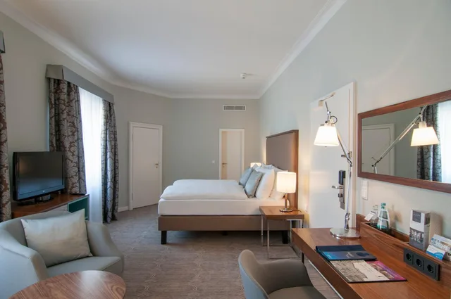 غرفة قياسية بسرير مزدوج، Radisson Sas Schwarzer Bock 2/3