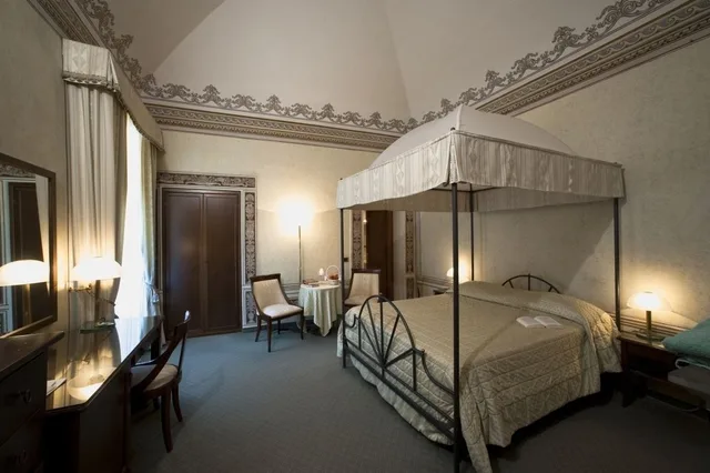 غرفة سوبيريور بسرير كوين، VIlla San Lucchese 5/8