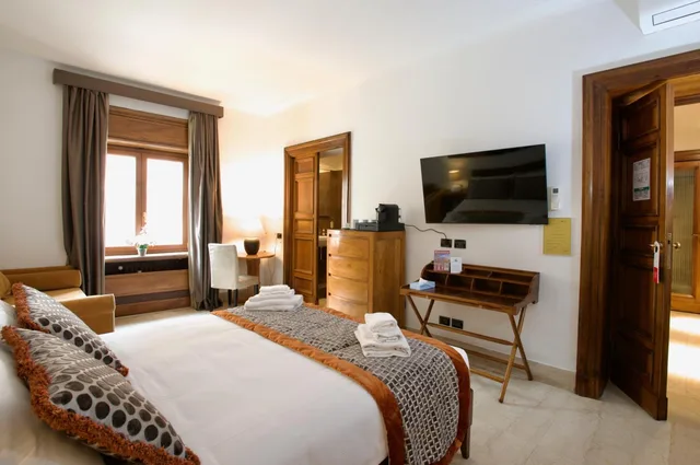 غرفة ثلاثية، Saint Peter Six Rooms And Suites 3/6