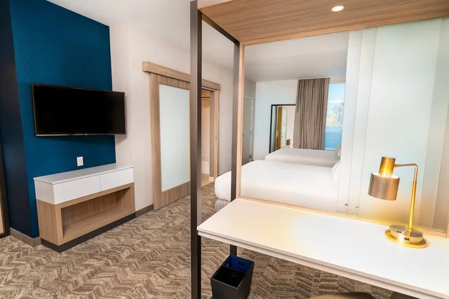 جناح بسريرين كوين مع سرير سحّاب إضافي لذوي الإعاقة، Springhill Suites By Marriott Newark Fremont 3/6