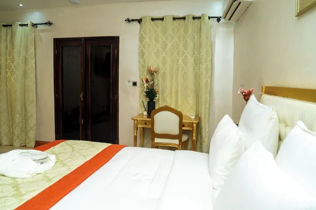 غرفة ديلوكس بسرير كوين، La Villa Racine 1/10