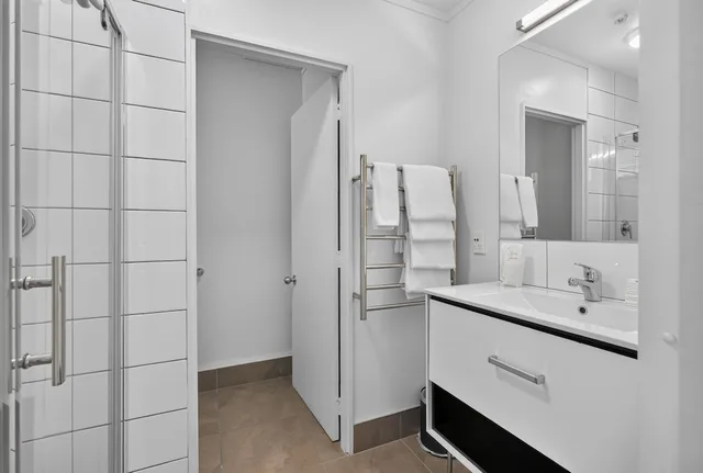 Duplex, Studio, 2 Queen Beds، Capital Gateway Motor Lodge 9/10