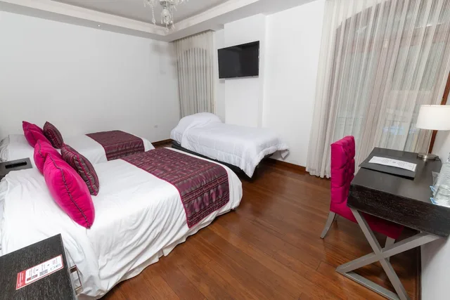 Plaza, 2 Queen Beds, Sofa، Sangay Spa Hotel 3/7
