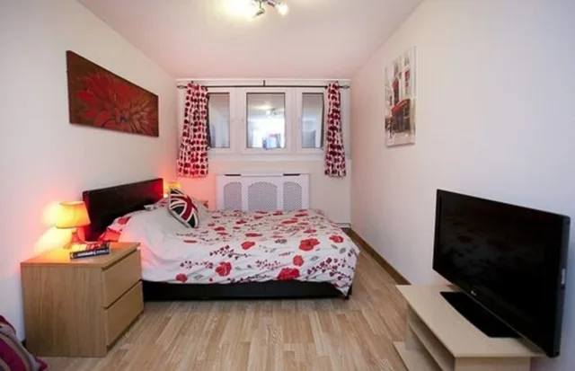 Comfort, Apartment, 2 Double Beds, City View, Kitchen, Victoria Centre Apartments &amp; Annexe 2/10