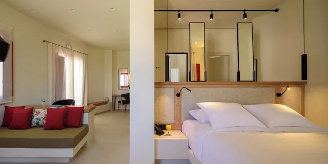 Superb, Suite, Queen Bed, Private Pool, Hot Tub، Potnia Theron Suites 2/10