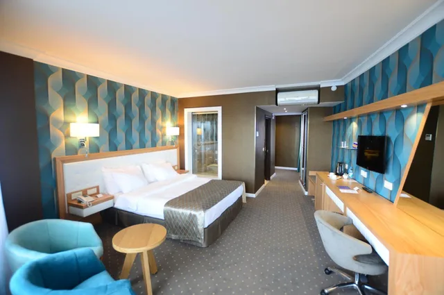 غرفة ديلوكس بسرير مزدوج أو سريرين منفصلين بإطلالة على المدينة، Akol Hotel 6/10