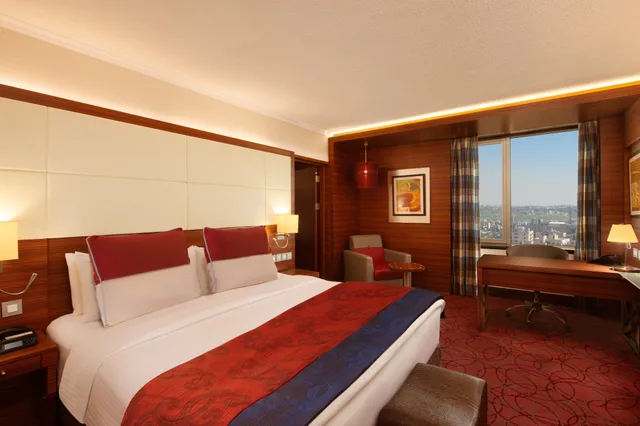 جناح جونيور بسرير فردي، Crowne Plaza Hotel Amman 3/10