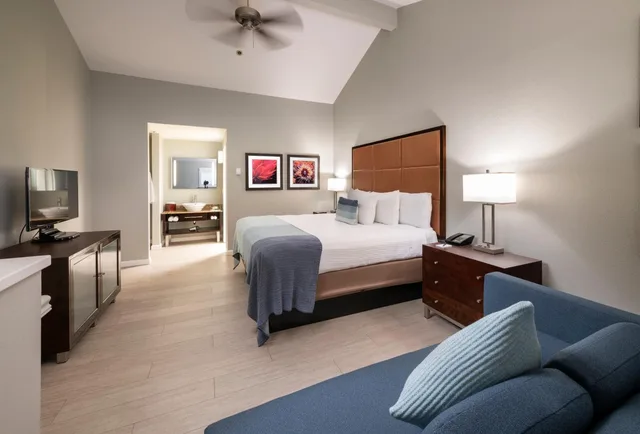جناح عائلي، Mariposa Inn And Suites 1/2