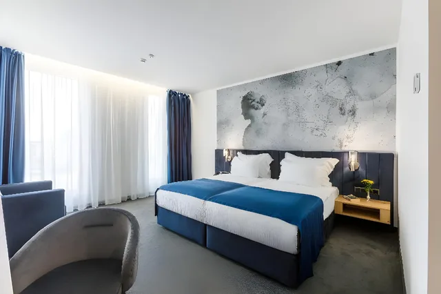 Plus, Premium, Triple، Blue Star Luxury Hotel 1/1