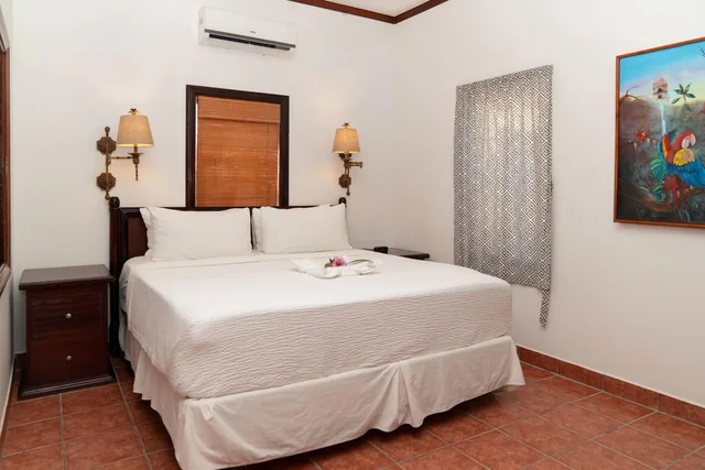 Villa, Sea Front، Xtan Ha The Waterfront Resort 1/4