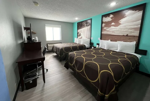 غرفة بسريرين كوين يُسمح فيها بالحيوانات الأليفة، Super 8 By Wyndham Emporia 6/10