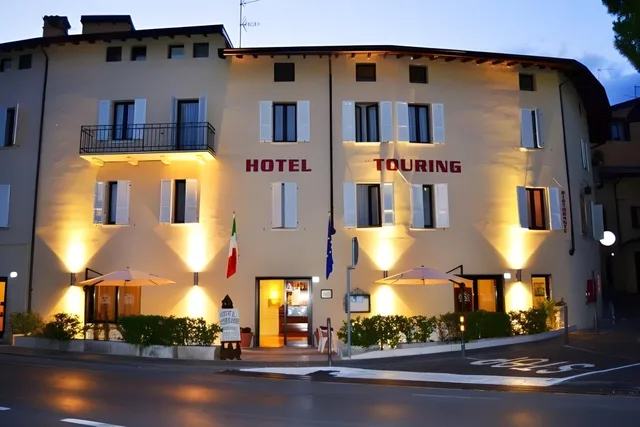 غرفة تُحدَّد عند الوصول، Bike Hotel Touring Gardone Riviera Wellness 1/1