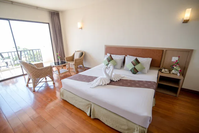Deluxe, Double Bed, Sea View, New Travel Beach Resort 1/3