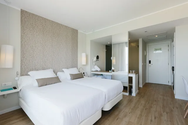 غرفة بشرفة مفردة بسرير فردي، AluaSoul Ibiza - Adults Only 5/10