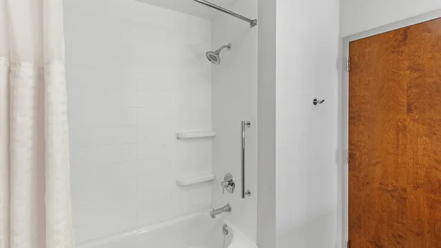 غرفة بسريرين كوين، Holiday Inn Express Suites Mobile University Area 4/4