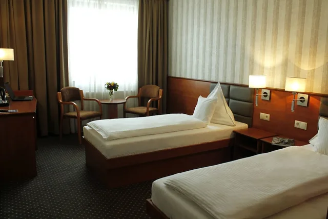 غرفة بسريرين منفصلين، Vega Hotel 1/4